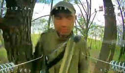 дрон атакує росіянина