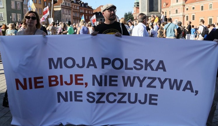 "My Poland does not hit or insult": protests against attacks on Ukrainians took place in 22 Polish cities. PHOTOS