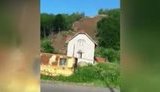 Оползень на Закарпатье разрушил два дома и накрыл легковой автомобиль. ВИДЕО
