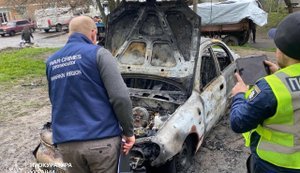 Наслідки удару РФ по Балаклії: двоє загиблих, поранено двох комунальників. ФОТОрепортаж