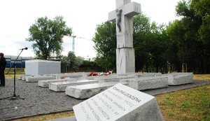 Волинська трагедія: Польща вимагає гідного поховання жертв