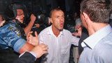 Драка "Беркута" с оппозиционерами под Украинским Домом. Подробный ФОТОрепортаж