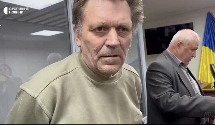 "Начальству - нічого, сторожу - все", "знайшли "цапа-відбувайла", - у мережі обурені арештом охоронця, який не встиг відчинити укриття в поліклініці