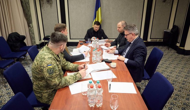 Зеленський: Готуємось до зустрічі з американською стороною, працюємо над кожним пунктом драфтів