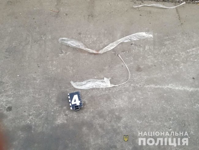 Нападение на маслозавод: неизвестные похитили 200 000 гривен 03