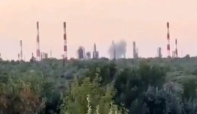 Уражено Сизранський НПЗ у Самарській області РФ, є влучання та детонація, - Генштаб ЗСУ. ВIДЕО