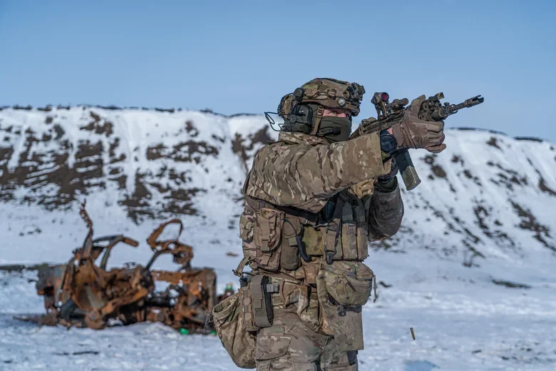 Сержант с позывным "Айс"