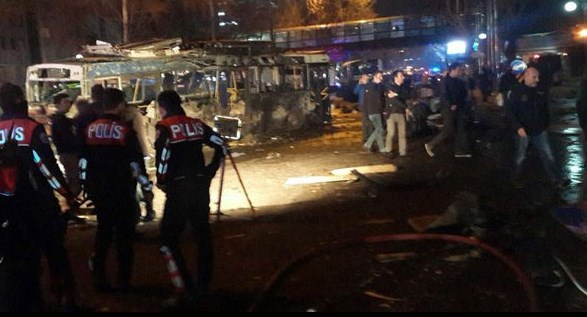 взрыв турция анкара