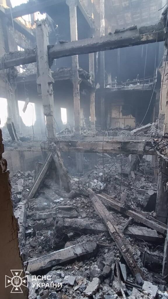 підприємство у Харкові після обстрілу