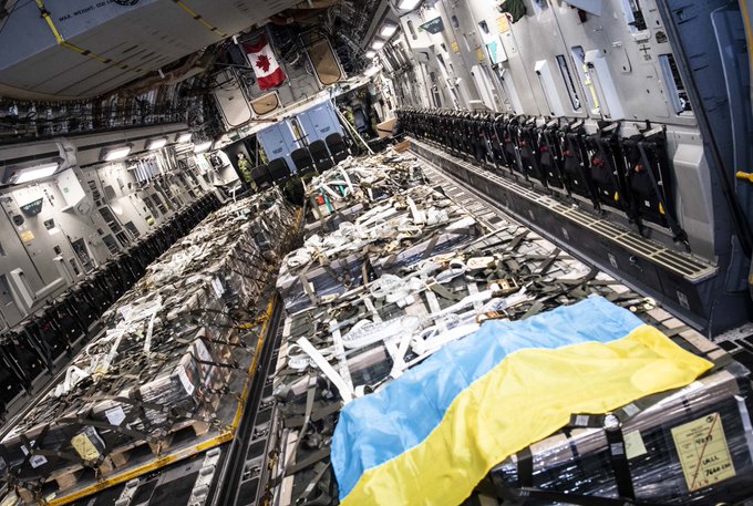 Україна отримала нову партію летальної зброї від Канади ​ 01