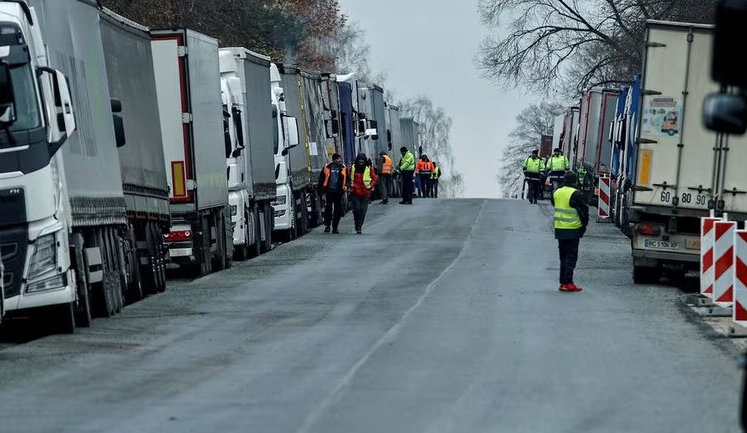 Блокування кордонів з ЄС зриває довгострокові контракти та зменшує привабливість України як партнера, - нардепка "Голосу" Клименко