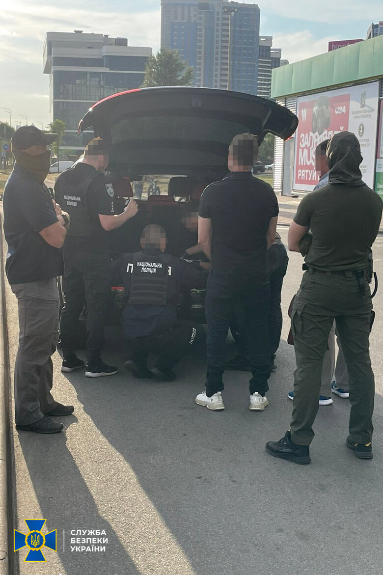 Викрито схему, за допомогою якої ухилянти ставали багатодітними батьками, - СБУ 02 Викрито схему, за допомогою якої ухилянти ставали багатодітними батьками, - СБУ 02