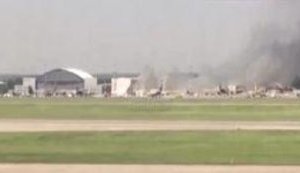 Самолет ИЛ-96 горит в московском аэропорту "Шереметьево". ВИДЕО