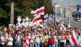 Протести в Білорусі: "Сашо, виходь, будемо вітати". ВІДЕО+ФОТОрепортаж