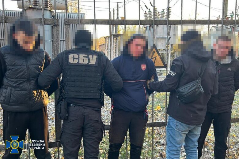 СБУ затримала паліїв, які намагалися знищити гелікоптер ЗСУ