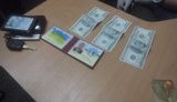 Госисполнитель задержан в Харькове при получении 300 долл. взятки, - прокуратура. ФОТО
