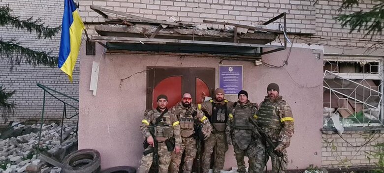 Командир батальйону Цунамі Олександр Гостіщев: На Херсонщині нам траплялися орки, які перевдягнулися в цивільне 02 Командир батальйону Цунамі Олександр Гостіщев: На Херсонщині нам траплялися орки, які перевдягнулися в цивільне 02