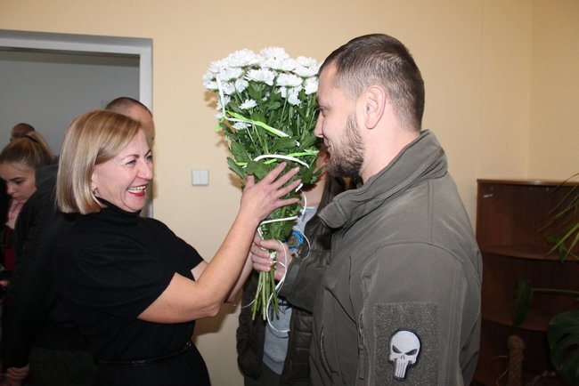 Оновлений Центр допомоги українським воїнам відкрили в Луцьку 04