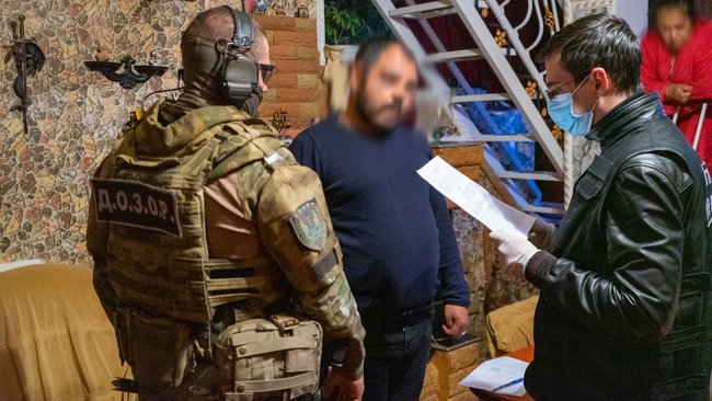 Правоохоронці України та Франції ліквідували міжнародний канал торгівлі людьми. Жертвами зловмисників стали понад 100 осіб 08