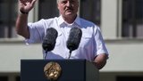 Нам пропонують солдатів НАТО, чорношкірих, жовторотих і білявих. Нас хочуть одягнути в личаки, - Лукашенко