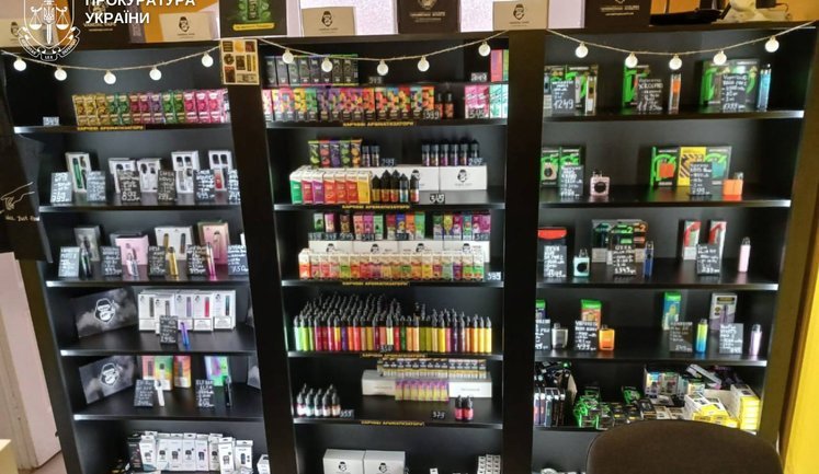 На Виннитчине прекращена работа более 60 магазинов с незаконной продукцией для курения. ФОТОРЕПОРТАЖ