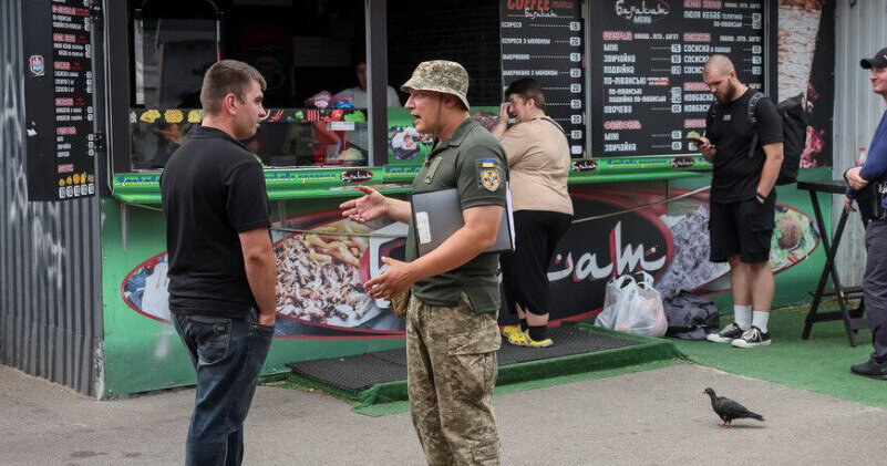 В Україні хочуть призвати до лав ЗСУ ще 160 тисяч осіб, - секретар РНБО Литвиненко