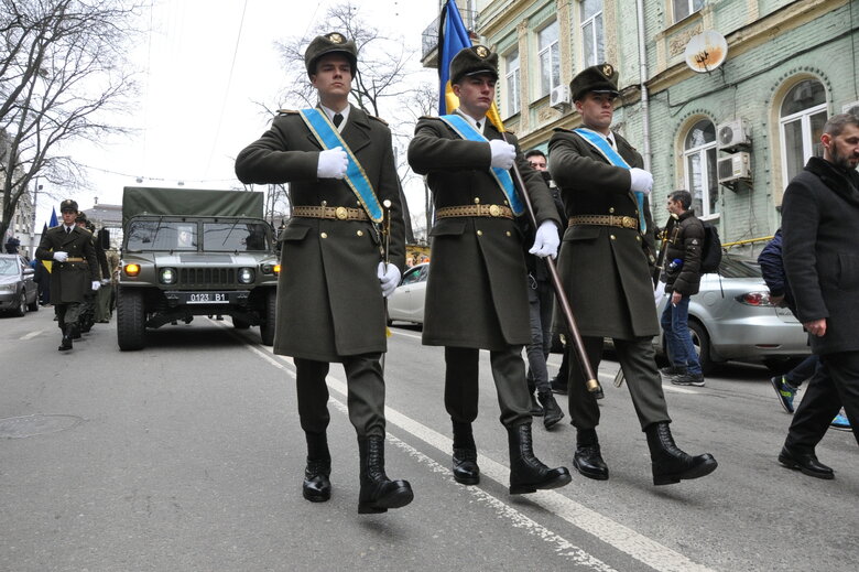 З Героєм України Дмитром Коцюбайлом (Да Вінчі) попрощалися в Києві 62