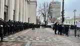 Під Радою мітингують ФОПи. Правоохоронці перекрили вул.Грушевського. ФОТОрепортаж