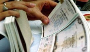 Инвестору важен не "выгодный" валютный курс, а стабильность и понимание правил игры