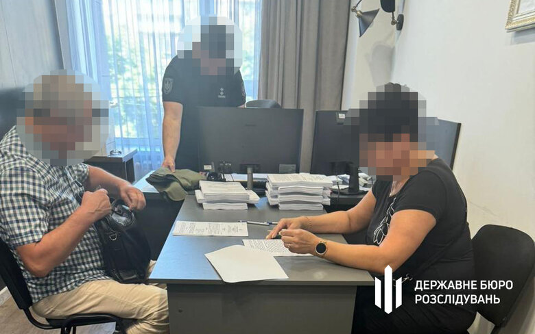 Начальників навчального центру підозрюють у закупівлі неякісних аптечок для військових на майже 60 млн гривень