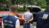 На Львівщині під час одержання 600 дол. хабаря затримали офіцера-прикордонника, - військова прокуратура. ФОТО