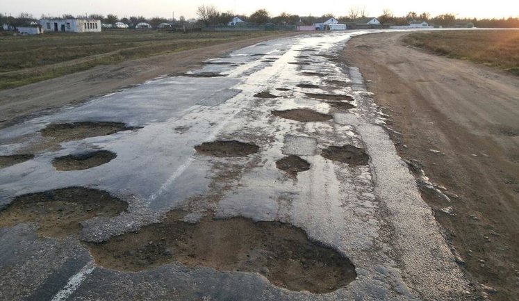 Найважча зима для доріг: В уряді назвали реальні масштаби пошкоджень автотрас