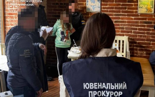 Волинянка намагалася продати 6-річного сина за $25 тисяч: їй повідомили про підозру. ФОТО