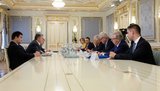 Правление Ялтинской Европейской Стратегии (YES) пригласило Порошенко на конференцию в сентябре