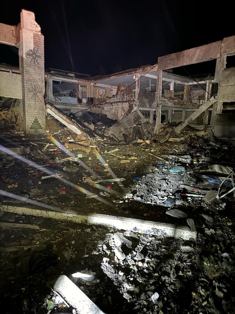 Occupants attacked Kurakhove with missiles: kindergarten, school were destroyed, high-rise buildings were damaged 02