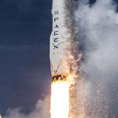 SpaceX запустила и приземлила уже побывавшую в космосе ракету 01