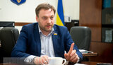 Правового рішення про розпуск КС немає, крім добровільного складання повноважень суддями, - "слуга народу" Монастирський