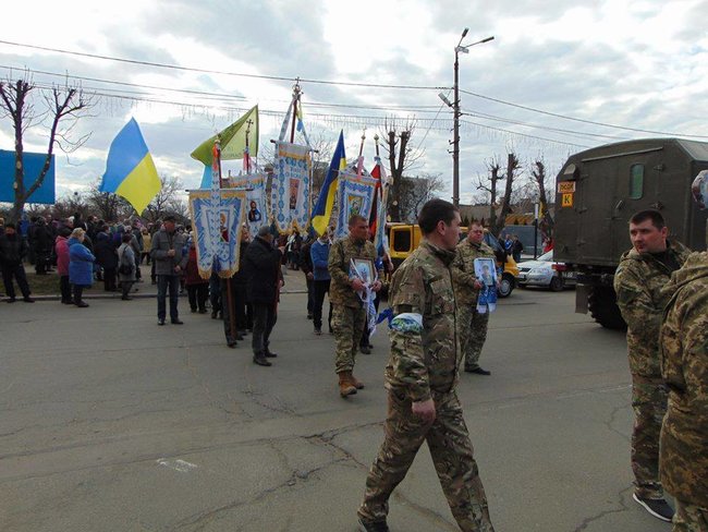 Погибшего на Донбассе воина 72-й ОМБ Богдана Петренко похоронили в Фастове 03