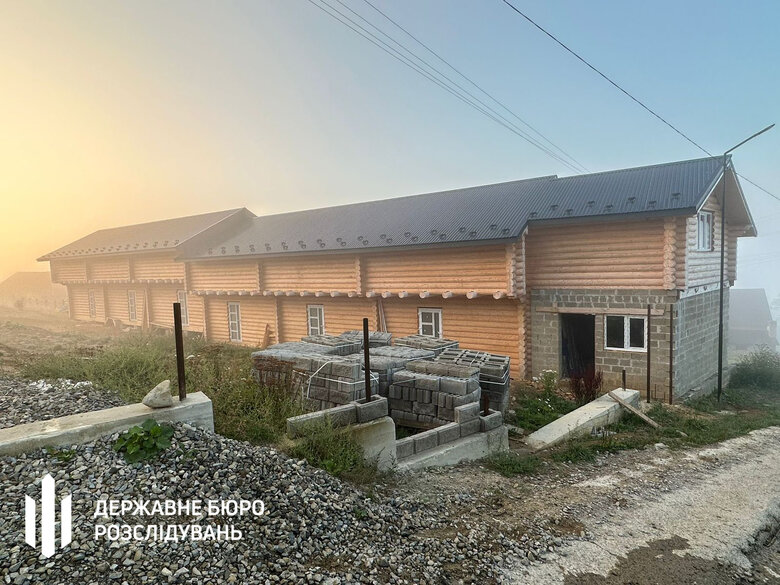 Майно Рівненського військкома Луцюка на майже 52 млн грн передано державі, - ДБР 01