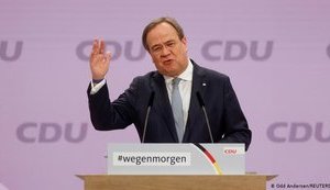 Партия Меркель ХДС избрала новым лидером Лашета