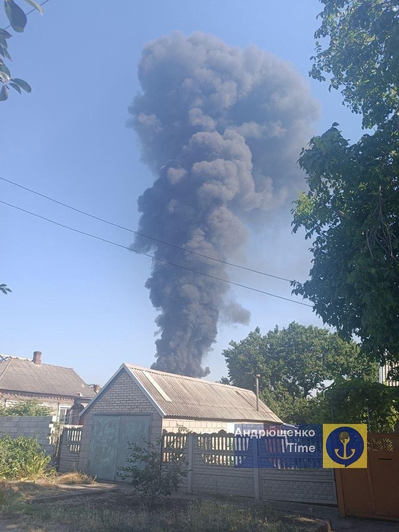 A massive fire broke out in occupied Mariupol following the explosions