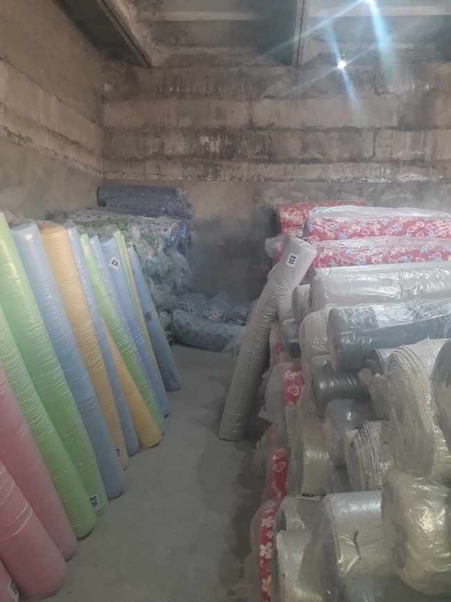 На Полтавщині податковою міліцією ліквідовано центр мінімізації митних платежів, через який в Україну ввозили тканини 04