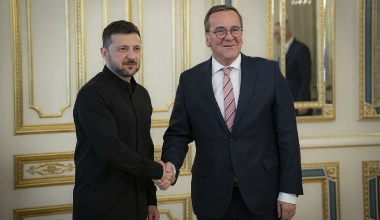Zelenskyy meets with Pistorius, discusses investment in Ukraine’s defense industry