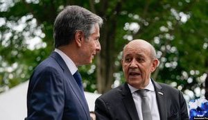 Блінкен і Ле Дріан обговорили, як довести Росії, що вона дорого заплатить у разі посилення агресії проти України, - Держдеп США