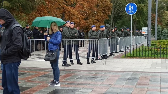 Не спи з чоловіком, як з жінкою, бо це - гидота! - противники ЛГБТ-маршу збираються в парку ім.Шевченка 06