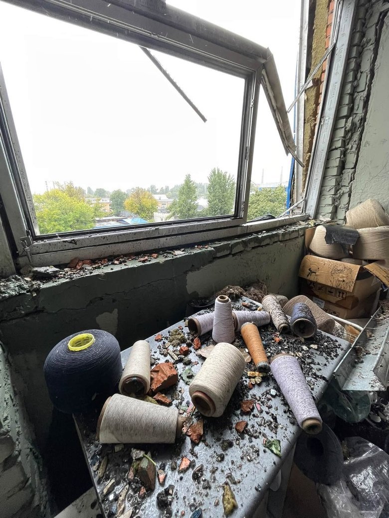 Російська ракета знищила склад та виробництво "ТК-Домашній Текстиль" у Києві