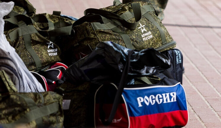 Covert mobilisation: hundreds of thousands of Russians are being issued with ’summonses’ at military registration offices, - Moscow Times