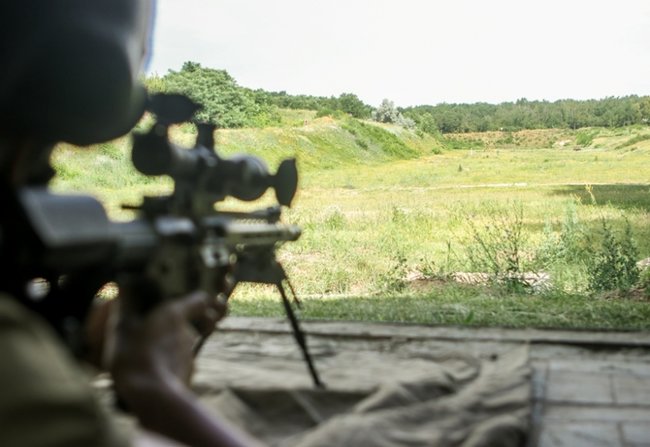 Нову українську снайперську гвинтівку випробували в справі курсанти Академії Нацгвардії 07