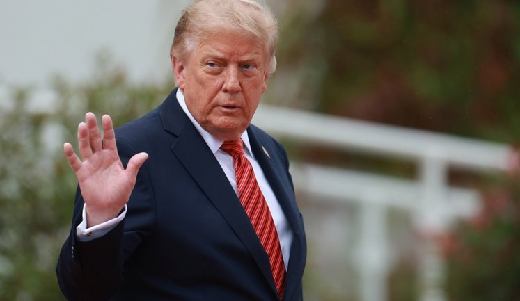 Трамп заявив, що не знає, хто такий росіянин Кремльов, і той не оплачував весілля його сина