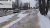 Авария на водопроводе в Киеве, подтоплены улицы Попудренко и Хоткевича, ограничено движение транспорта, - КГГА. ВИДЕО